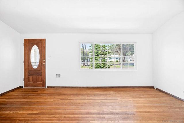 3451 Fairway Dr, La Mesa, CA 91941