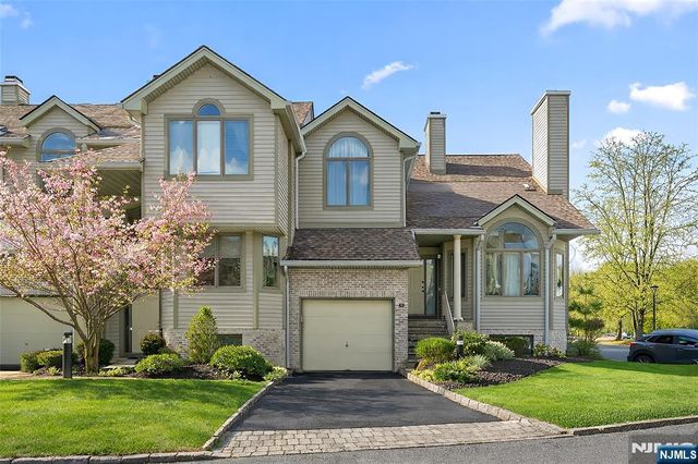 501 Elm Court, Norwood, NJ 07648