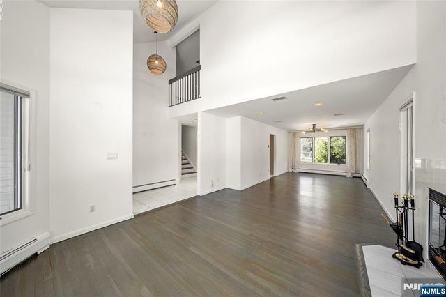 501 Elm Court, Norwood, NJ 07648