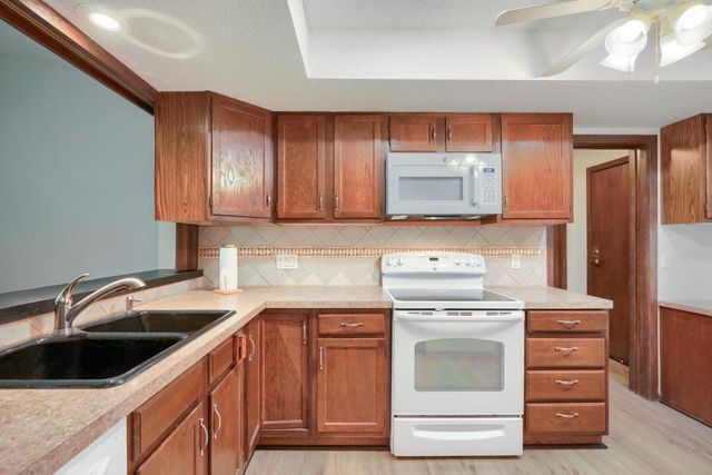 9600 Portland Avenue S 317, Bloomington, MN 55420