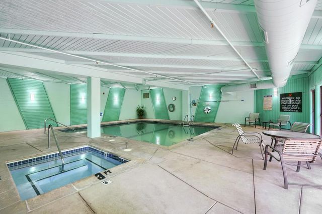 9600 Portland Avenue S 317, Bloomington, MN 55420