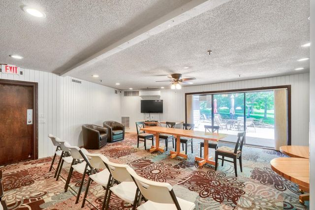 9600 Portland Avenue S 317, Bloomington, MN 55420