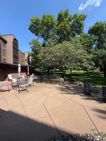 9600 Portland Avenue S 317, Bloomington, MN 55420