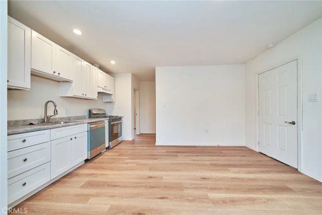 1313 S Bronson Avenue, Los Angeles, CA 90019