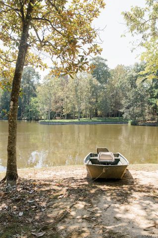 5924 N Shore Dr, Saint George, LA 70817