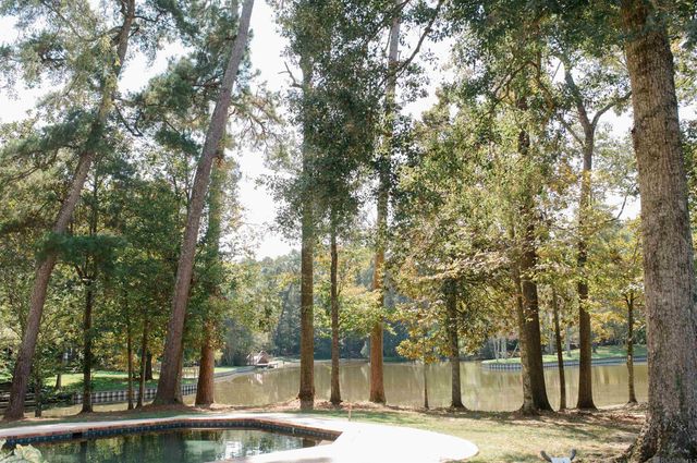 5924 N Shore Dr, Saint George, LA 70817