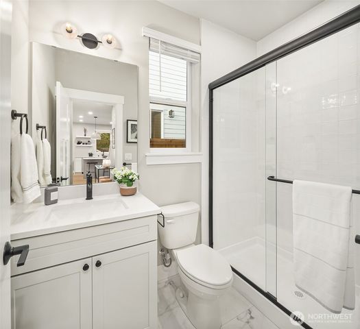 22210 80th Avenue W, Edmonds, WA 98026