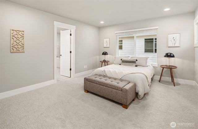 22210 80th Avenue W, Edmonds, WA 98026