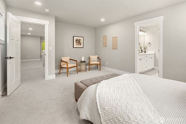 22210 80th Avenue W, Edmonds, WA 98026