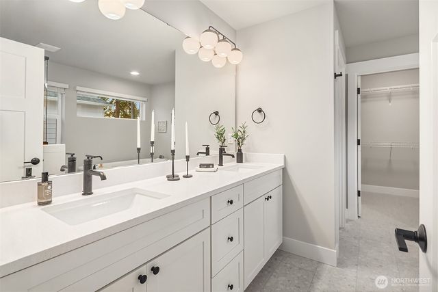 22210 80th Avenue W, Edmonds, WA 98026