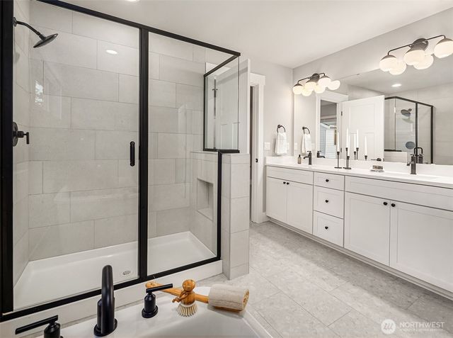 22210 80th Avenue W, Edmonds, WA 98026