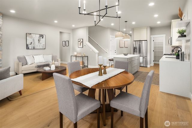 22210 80th Avenue W, Edmonds, WA 98026