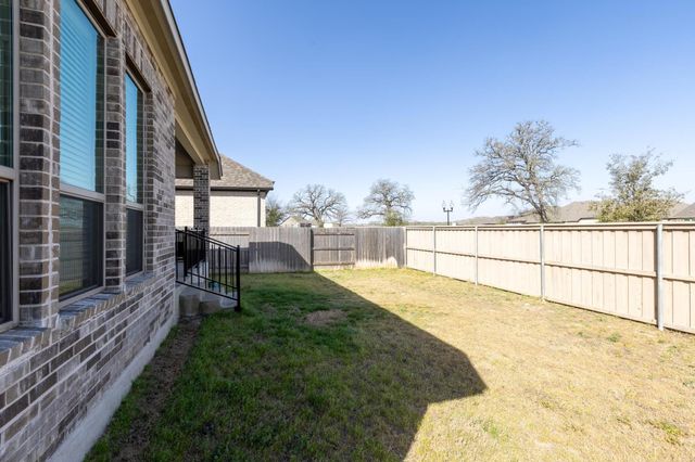 116 Rosemary CT, Bastrop, TX 78602