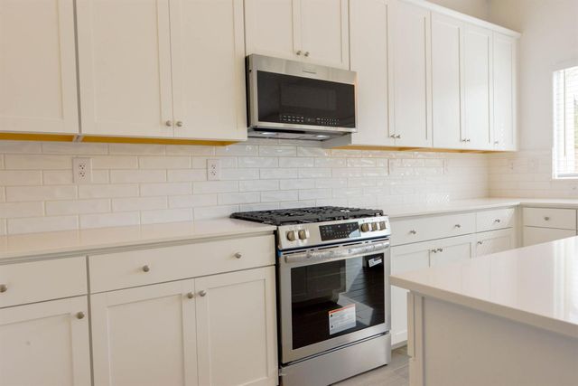 7147 W Twain Avenue, Fresno, CA 93723