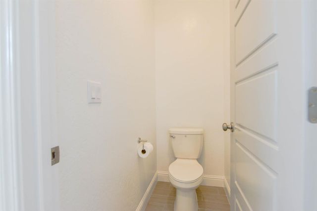 7147 W Twain Avenue, Fresno, CA 93723