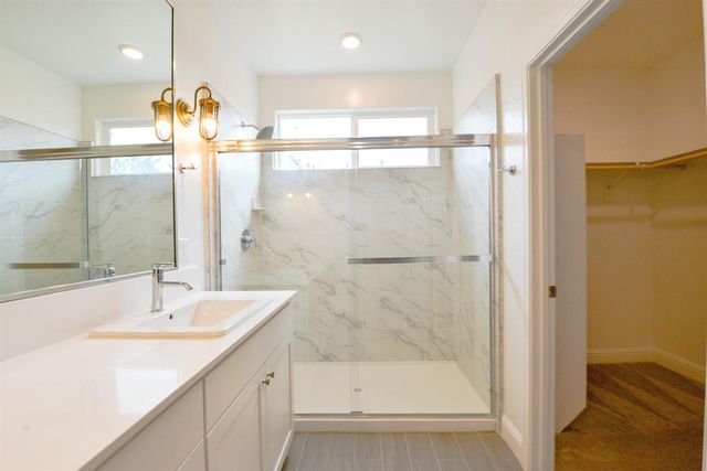 7147 W Twain Avenue, Fresno, CA 93723