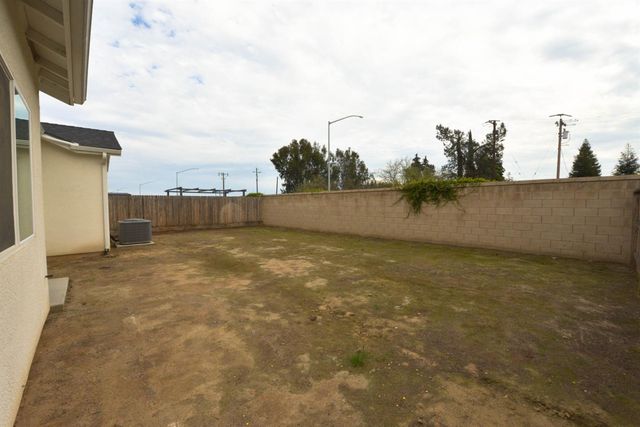 7147 W Twain Avenue, Fresno, CA 93723