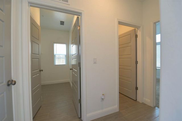 7147 W Twain Avenue, Fresno, CA 93723