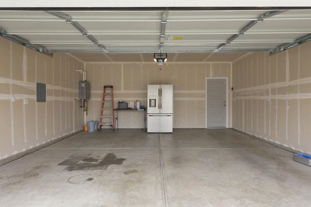 7147 W Twain Avenue, Fresno, CA 93723