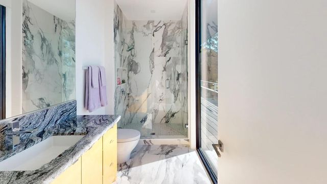 1225 Shoreline Drive, Wayzata, MN 55391