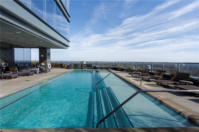 3630 Peachtree Road NE 2204, Atlanta, GA 30326