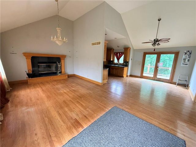 3333 N 85th Place, Kansas City, KS 66109