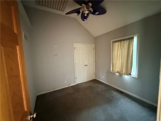 3333 N 85th Place, Kansas City, KS 66109