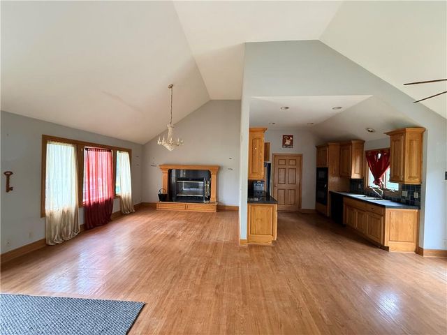 3333 N 85th Place, Kansas City, KS 66109