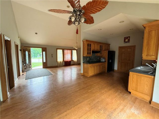 3333 N 85th Place, Kansas City, KS 66109