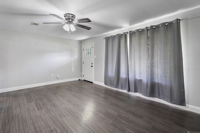 312 Pinoak St, Denham Springs, LA 70726