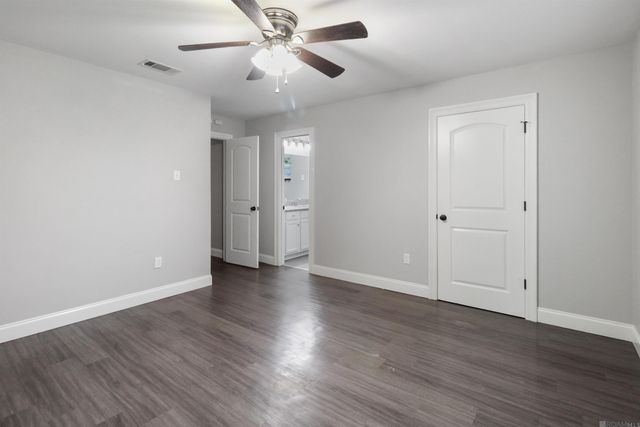 312 Pinoak St, Denham Springs, LA 70726