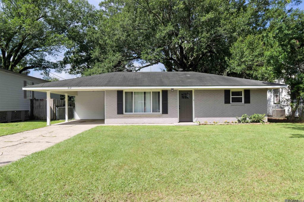312 Pinoak St, Denham Springs, LA 70726