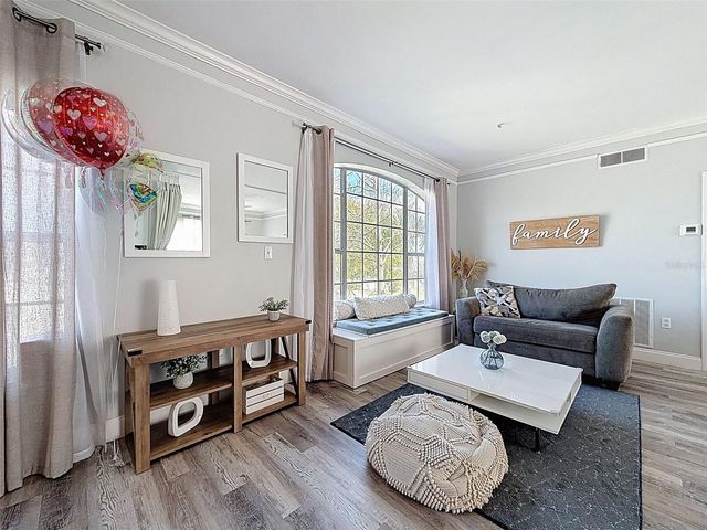 4340 BAYSIDE VILLAGE DRIVE 201, Tampa, FL 33615