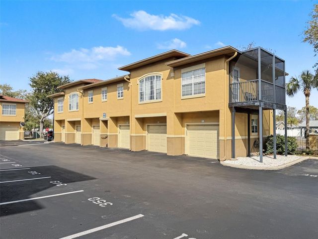 4340 BAYSIDE VILLAGE DRIVE 201, Tampa, FL 33615