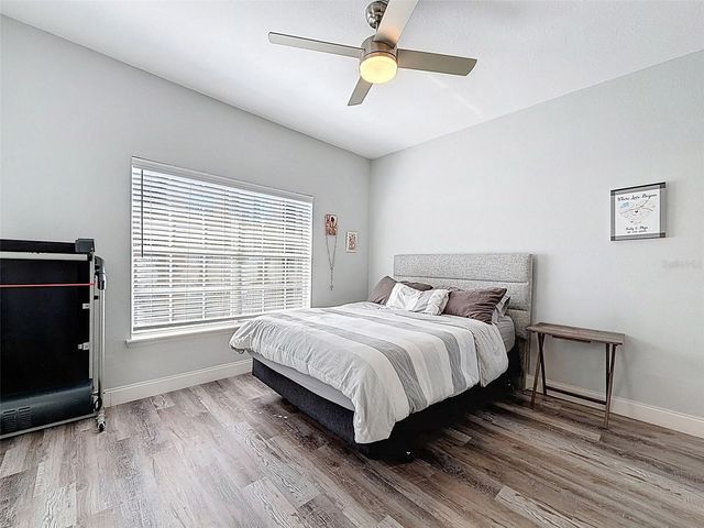 4340 BAYSIDE VILLAGE DRIVE 201, Tampa, FL 33615