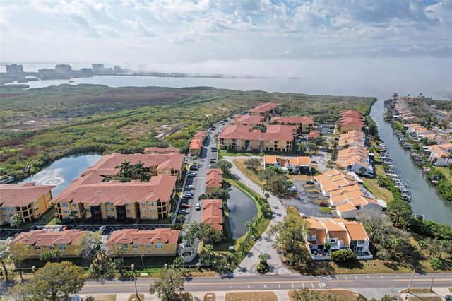 4340 BAYSIDE VILLAGE DRIVE 201, Tampa, FL 33615