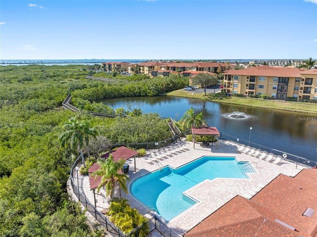 4340 BAYSIDE VILLAGE DRIVE 201, Tampa, FL 33615