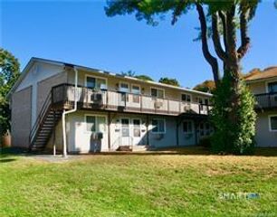 26 Bostwick Arms 26, New Milford, CT 06776