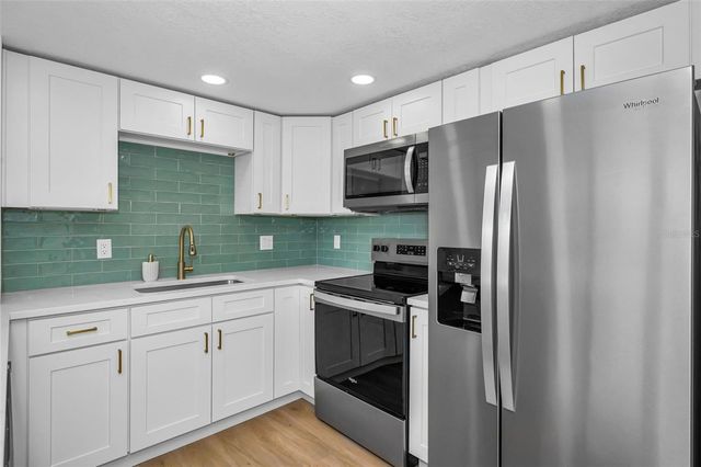 4015 BAYSHORE BOULEVARD 4C, Tampa, FL 33611