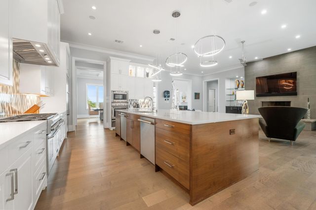 12308 Emory Oak LN, Austin, TX 78738