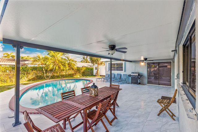 6600 NE 20th Way, Fort Lauderdale, FL 33308