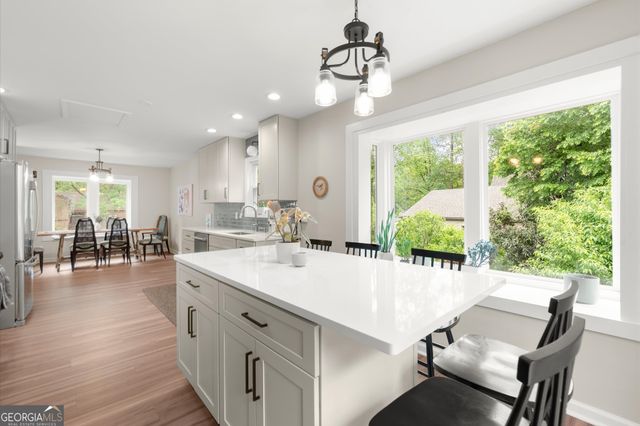 1961 Kramer Way, Marietta, GA 30062