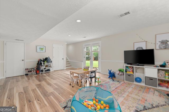 1961 Kramer Way, Marietta, GA 30062