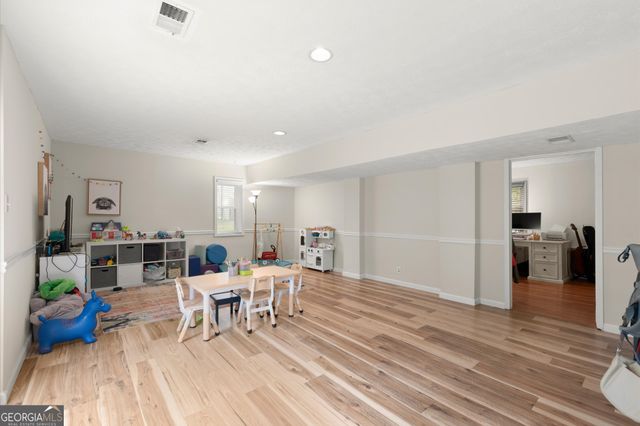 1961 Kramer Way, Marietta, GA 30062