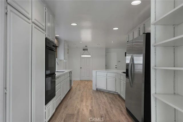 4271 Park Paloma, Calabasas, CA 91302