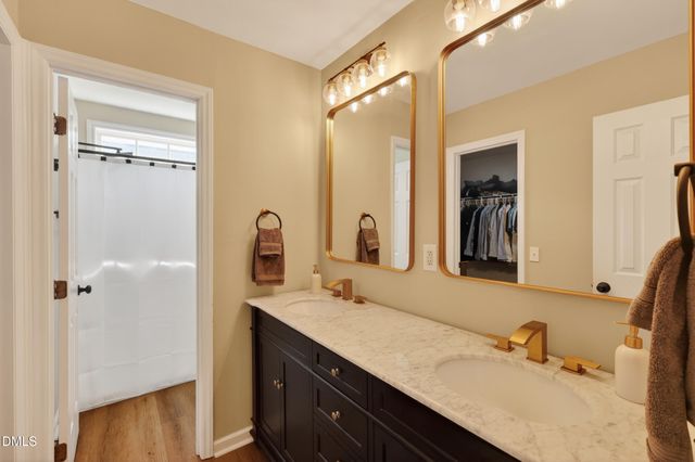 1165 Grovewood Drive, Clayton, NC 27520