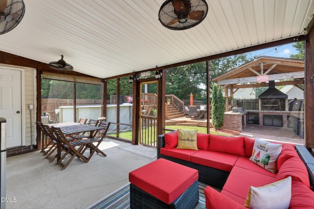 1165 Grovewood Drive, Clayton, NC 27520