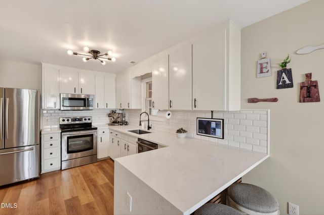 1165 Grovewood Drive, Clayton, NC 27520