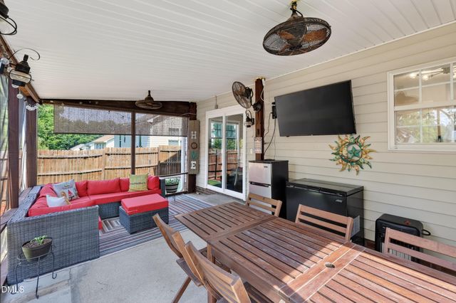 1165 Grovewood Drive, Clayton, NC 27520