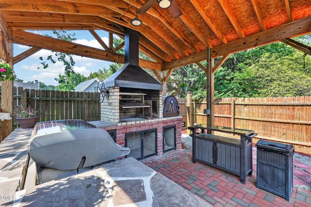 1165 Grovewood Drive, Clayton, NC 27520
